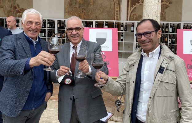 Wine and cycling: Giro d'Italia and Brunello, in the name of passion and excellence