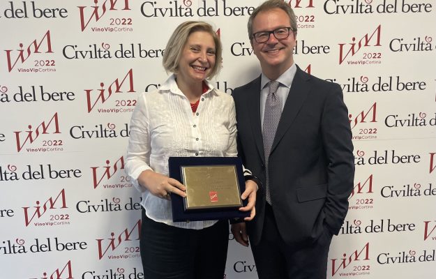 Chiara Lungarotti, the «Lady of Umbrian wine», has won the «Pino Khail» award