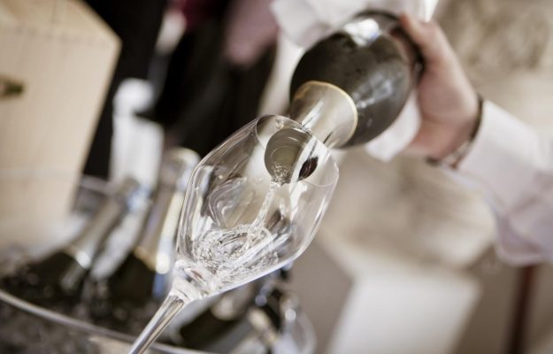 Osservatorio Uiv-Vinitaly: le bollicine italiane chiudono il 2022 a 1 miliardo di bottiglie (+4%)