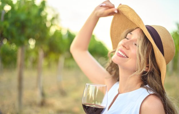 Una nuova legge sull’enoturismo che abroga quella esistente: la proposta di Ylenia Lucaselli (Fdi)